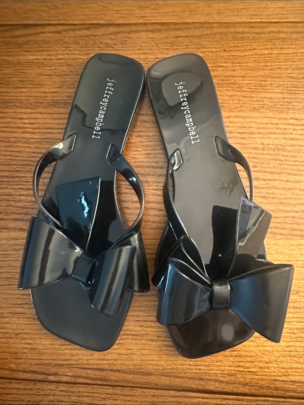 Jeffrey Campbell Thong Jelly Sandals Womens 8 Black Casual Slip On Flip Flops
